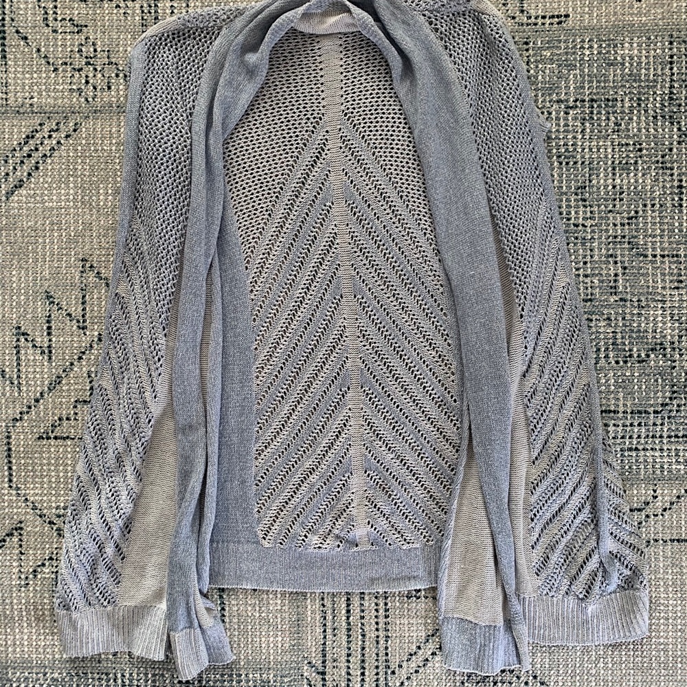 KNOX ROSE SLEEVELESS CARDIGAN